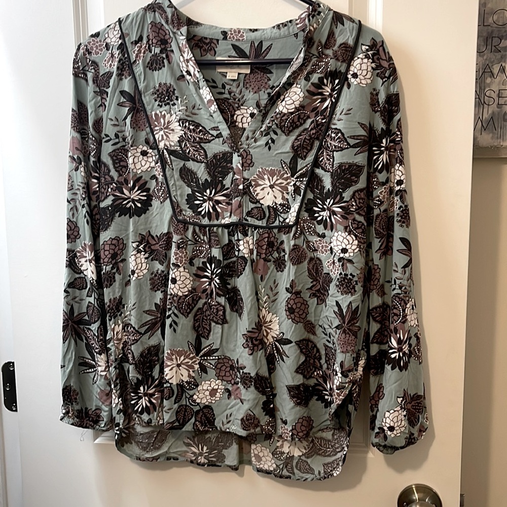 Floral top